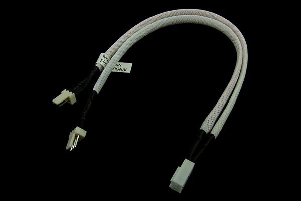 Phobya Y-Kabel 3Pin Molex auf 2x 3Pin Molex 30cm - UV Weiß